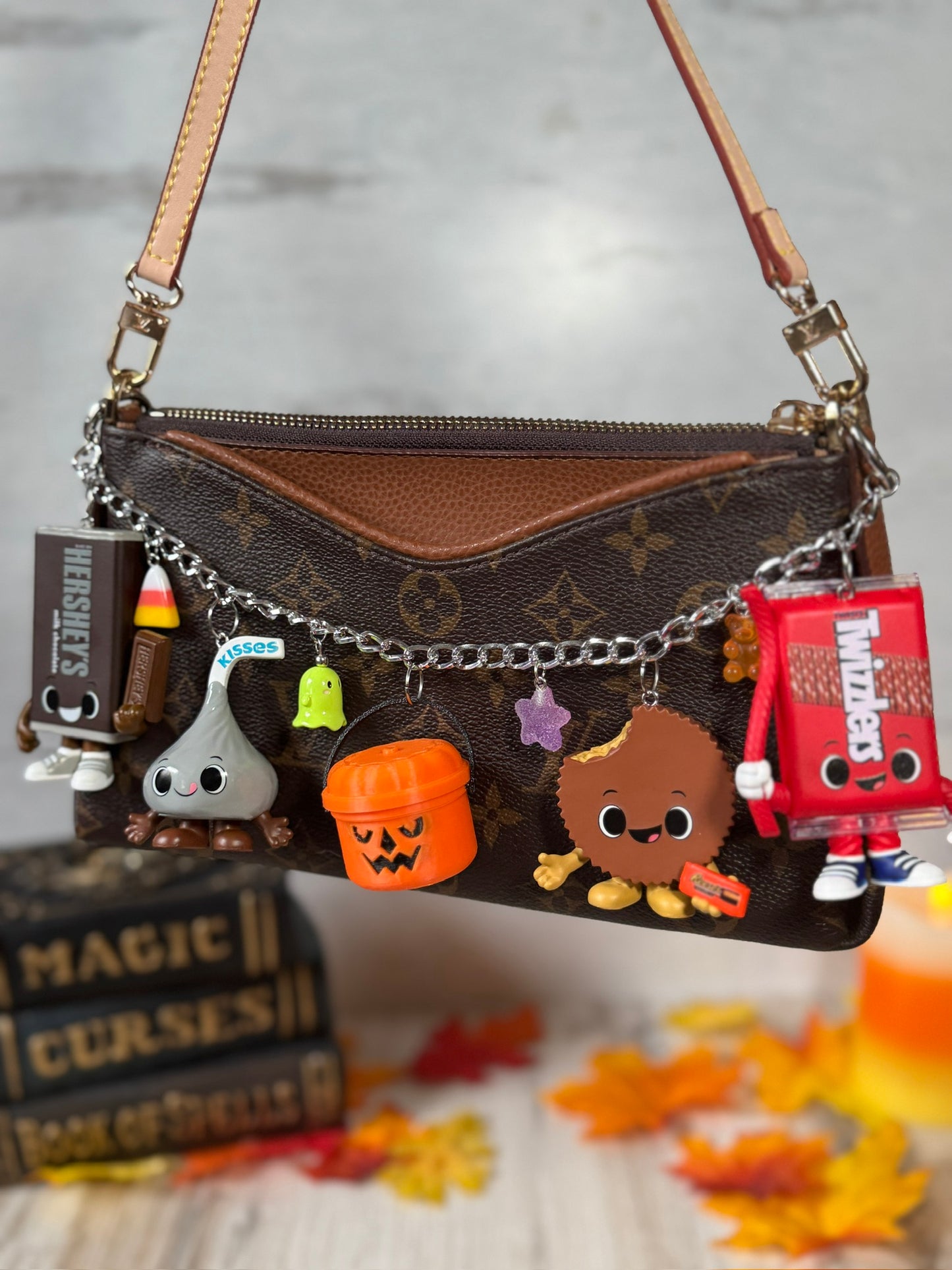 Trick or Treat Bag Chain #1